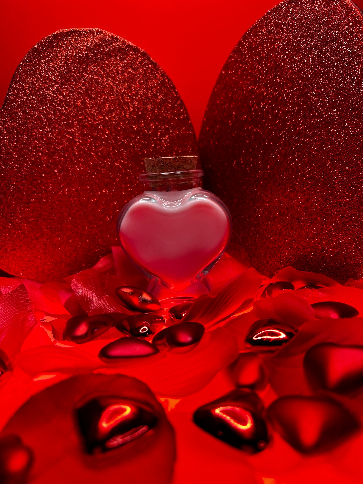 Mini Valentines Day Rose Vanilla Candles with Rose Petals & Rose Quartz