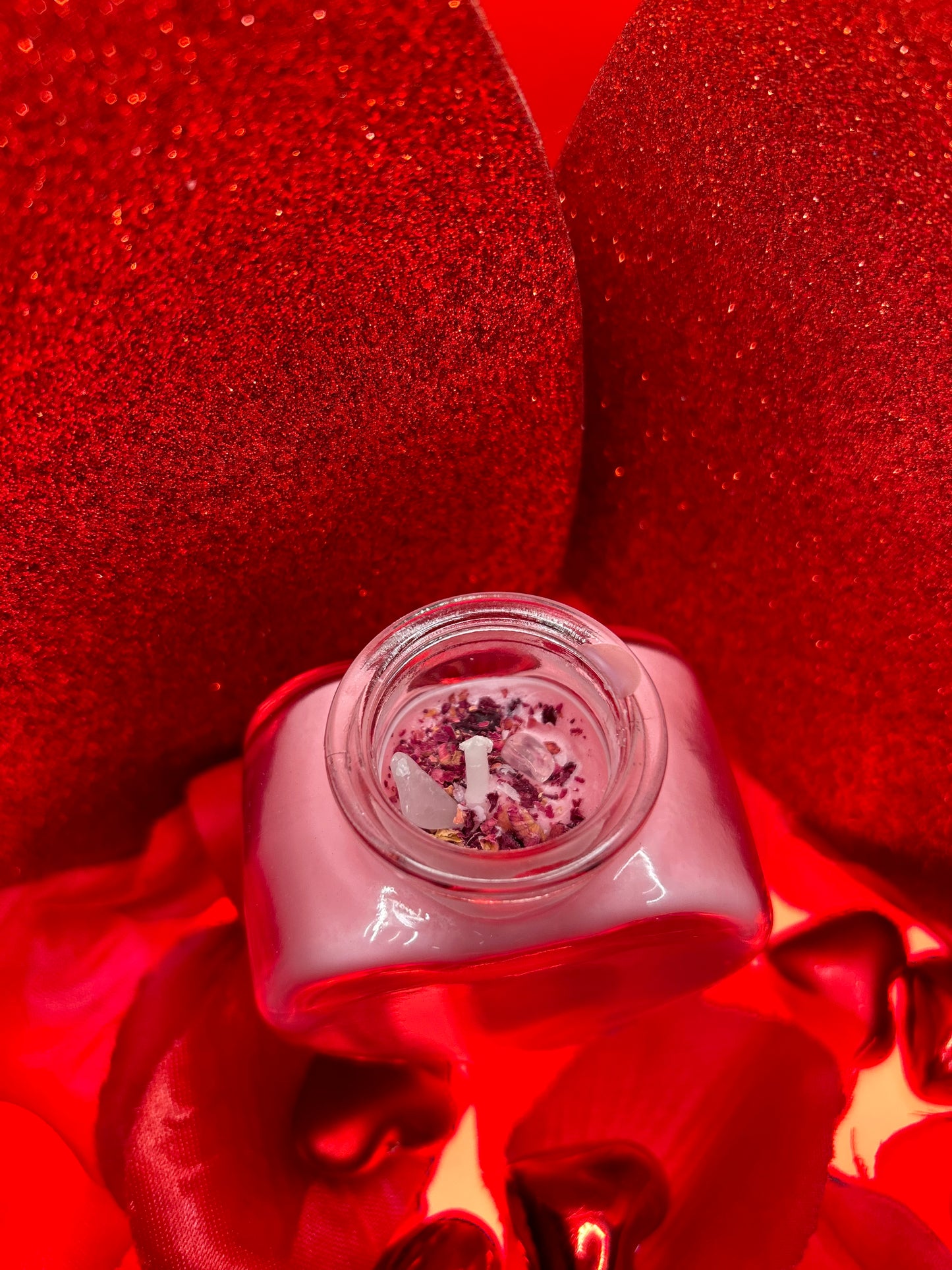 Mini Valentines Day Rose Vanilla Candles with Rose Petals & Rose Quartz