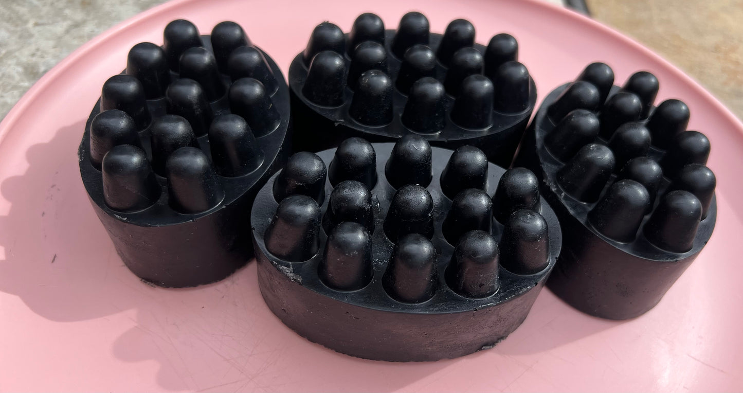 Kayboo Beauty Charcoal Tea Tree & Rosemary Shampoo & Body Wash Soap Brush & Massager 2 in 1