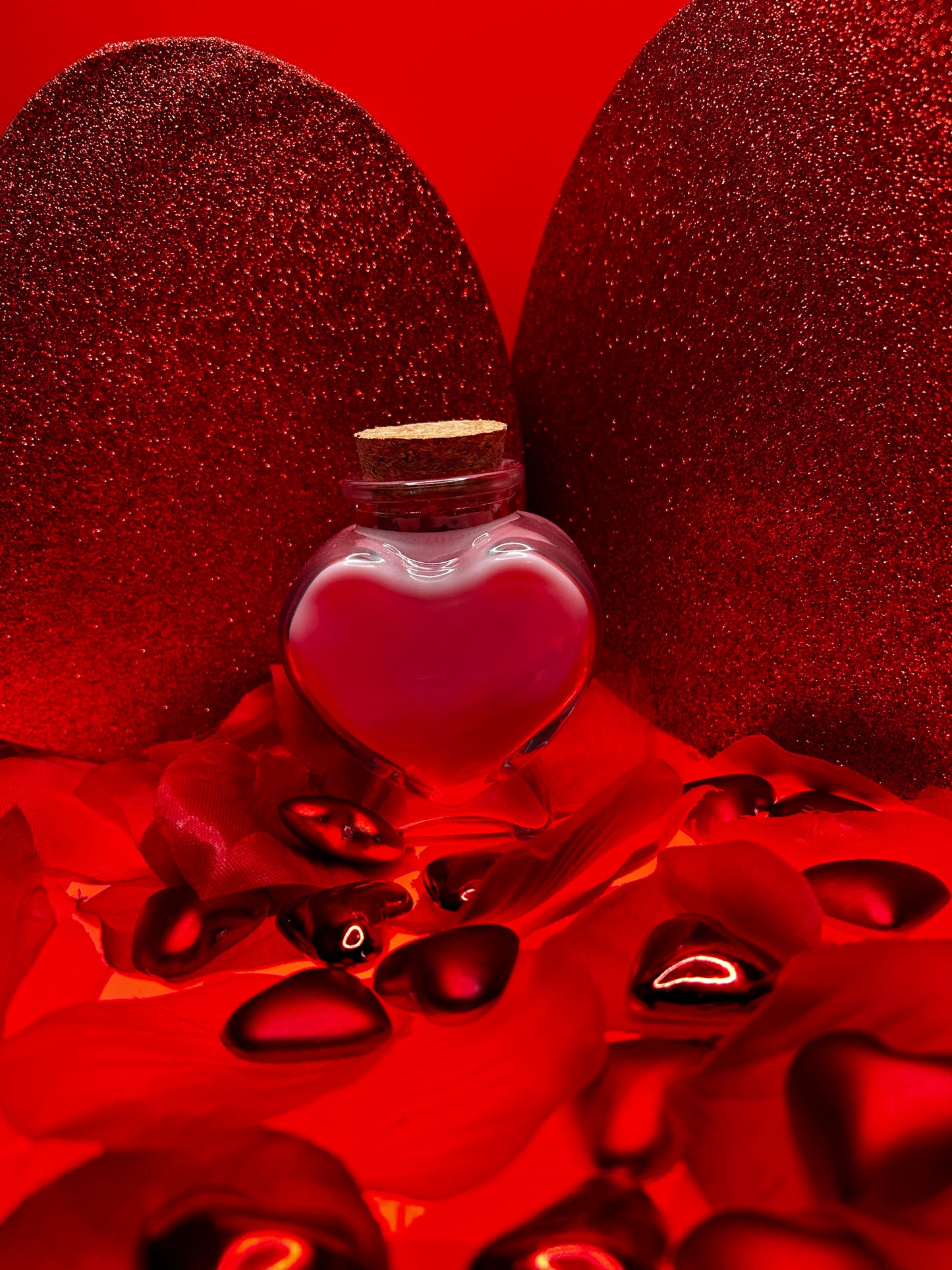 Mini Valentines Day Rose Vanilla Candles with Rose Petals & Rose Quartz